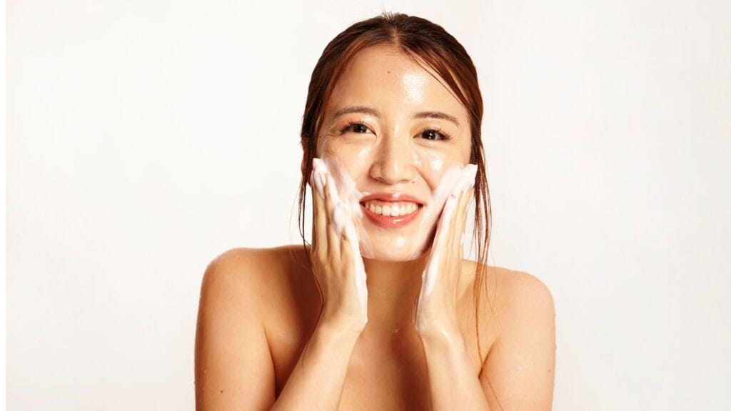 Aha Glow Face Wash